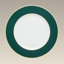 green rimmed dinner plate with gold trim around edge