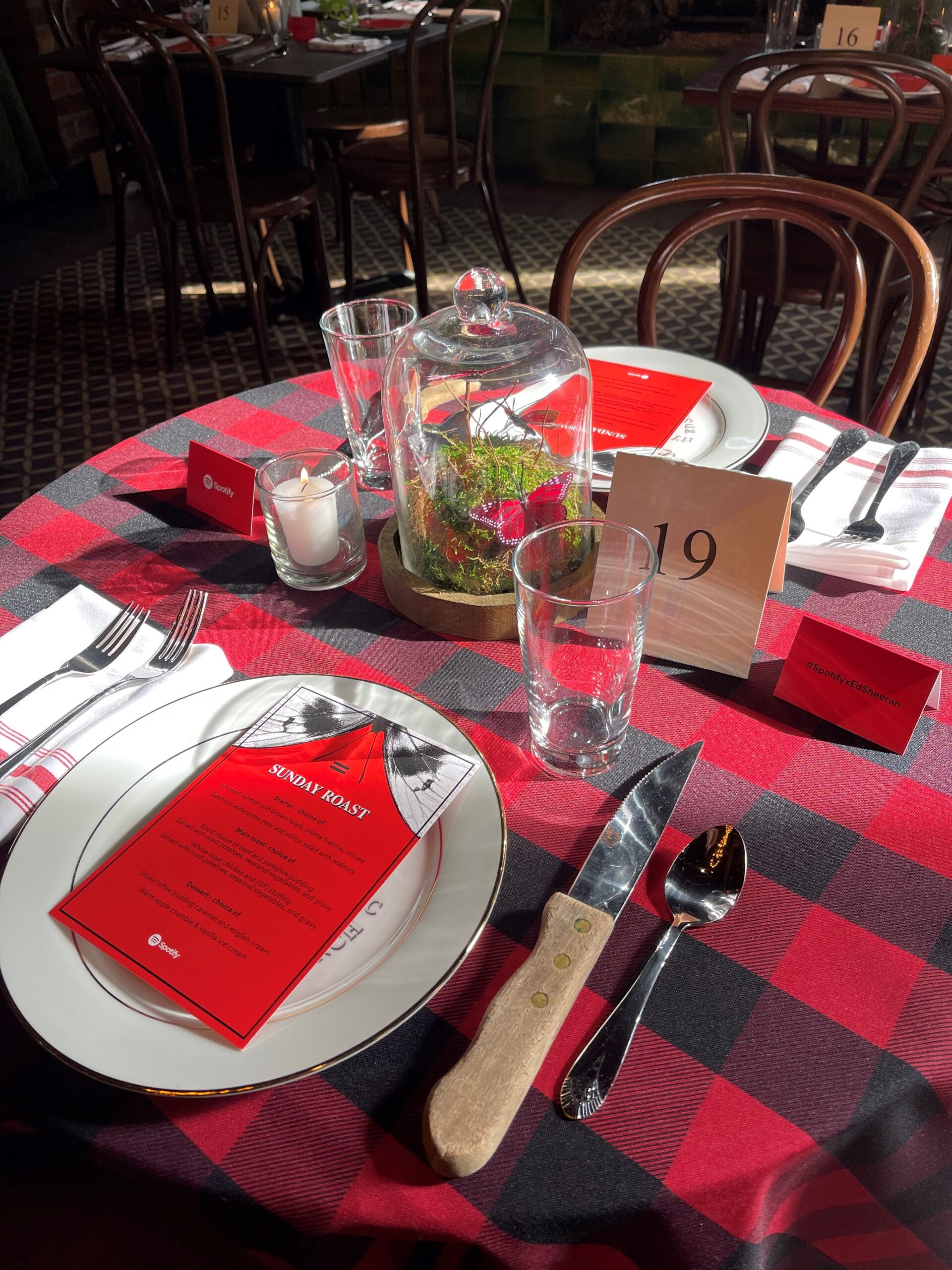 place setting with custom gold rimmed plate for Ed Sheeran album launch