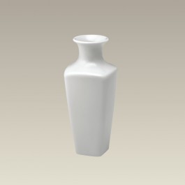 Tapered Square Vase, 5.75 inches Model J074001